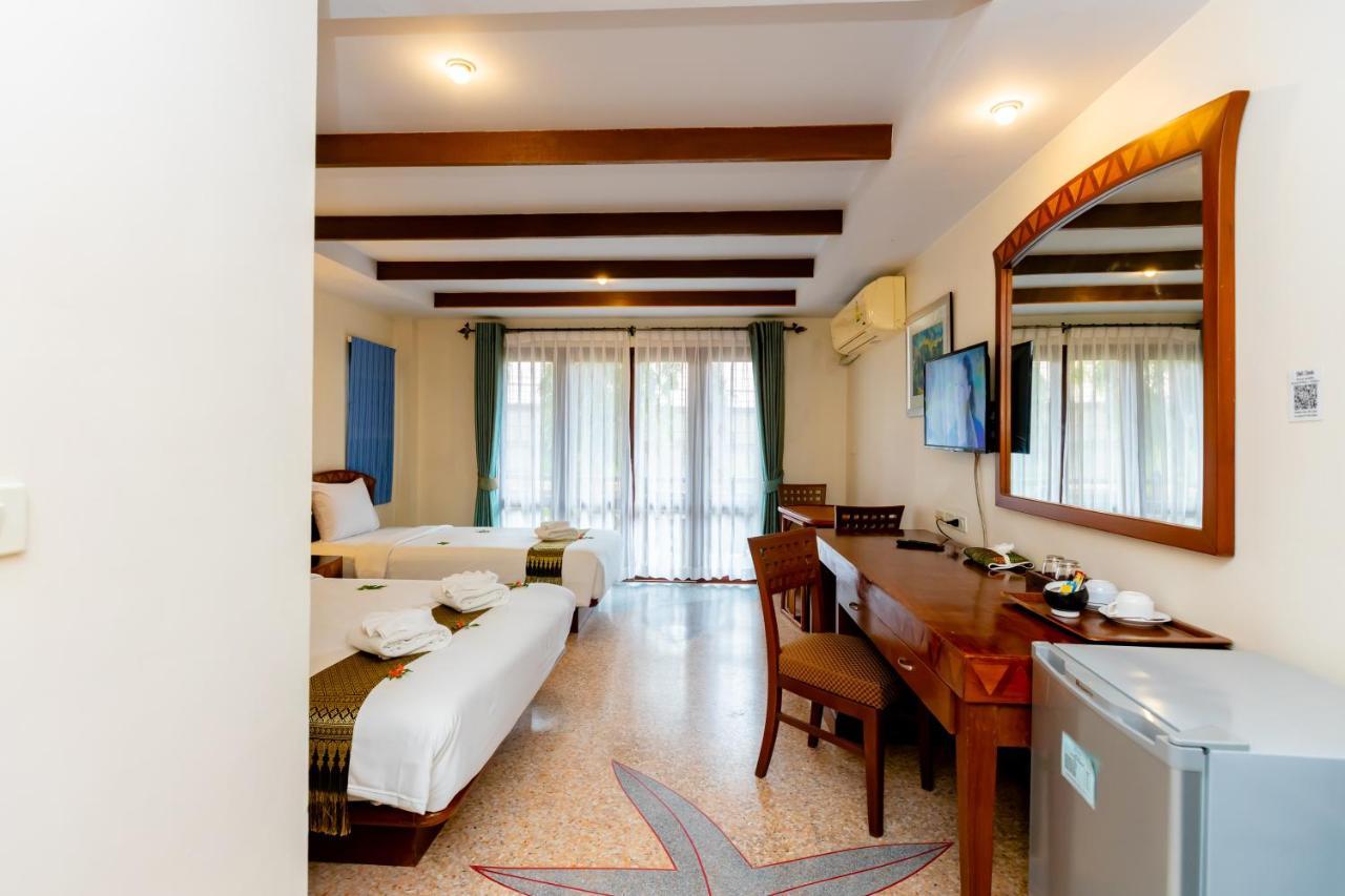 Ao Nang Bay Resort Екстер'єр фото