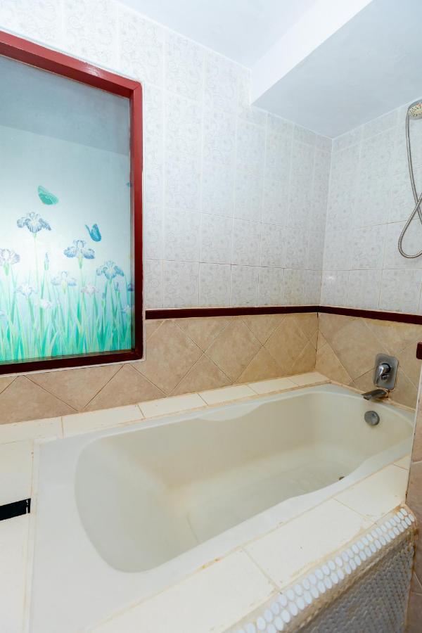 Ao Nang Bay Resort Екстер'єр фото