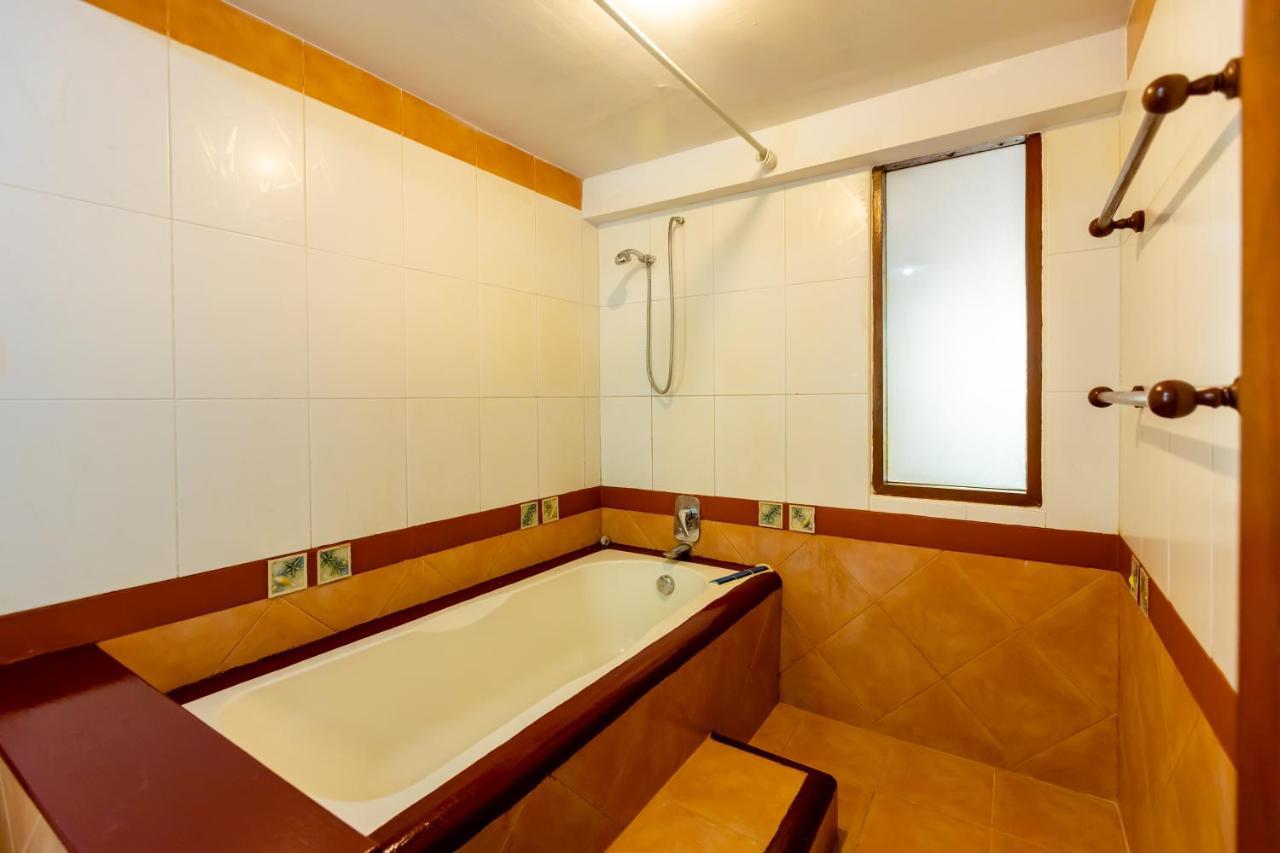 Ao Nang Bay Resort Екстер'єр фото